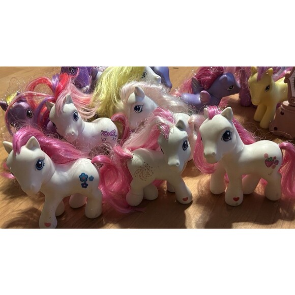 My Little Pony G3 Lot 2003-2009 Hasbro 100+ Ponies Accessories Clothes Playsets - Picture 9 of 16